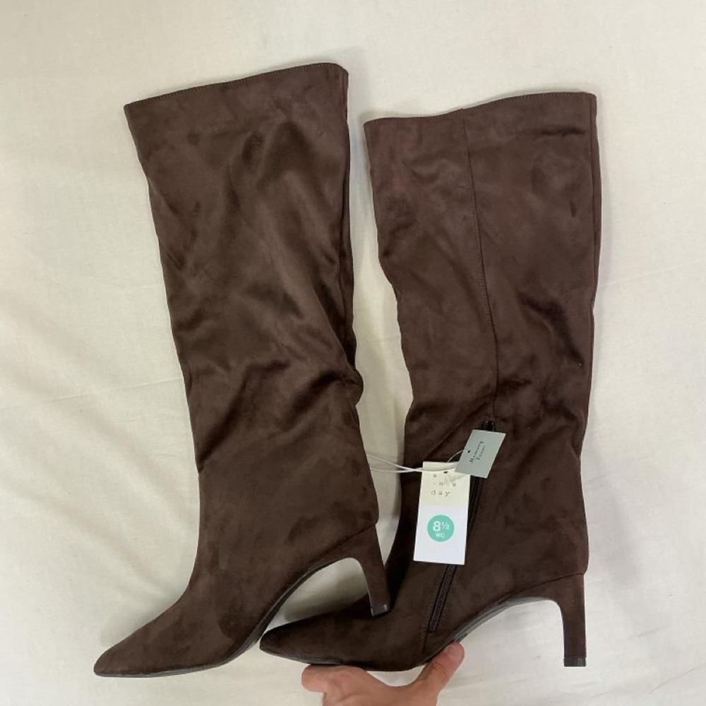 A New Day Brown Knee-High Boots – Size 8.5 WC